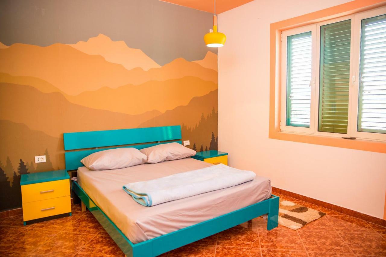 Our Way Guest House & Hostel Shkoder Bagian luar foto