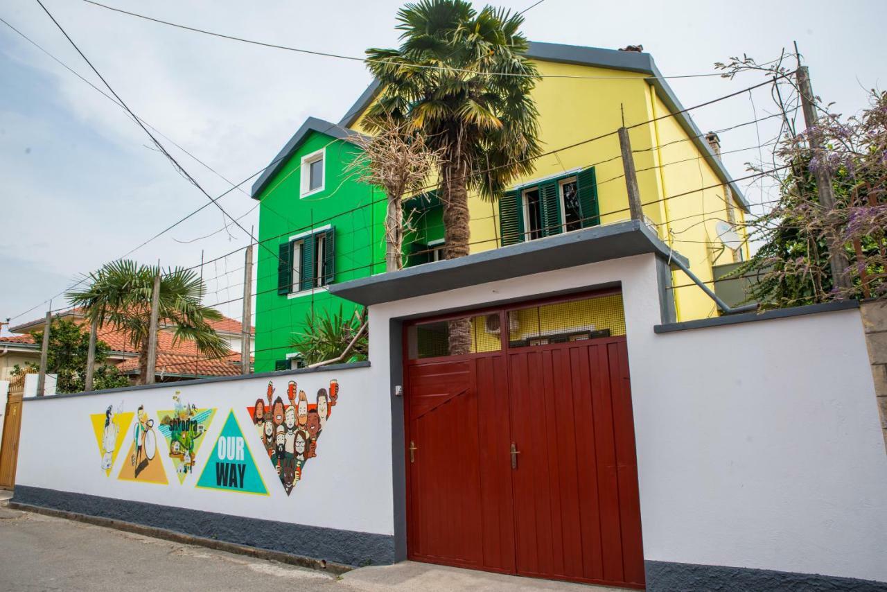 Our Way Guest House & Hostel Shkoder Bagian luar foto
