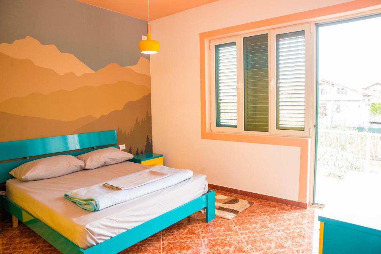 Our Way Guest House & Hostel Shkoder Bagian luar foto