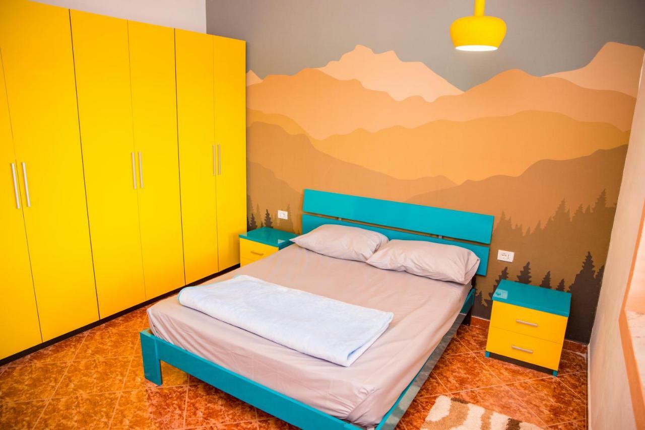 Our Way Guest House & Hostel Shkoder Bagian luar foto