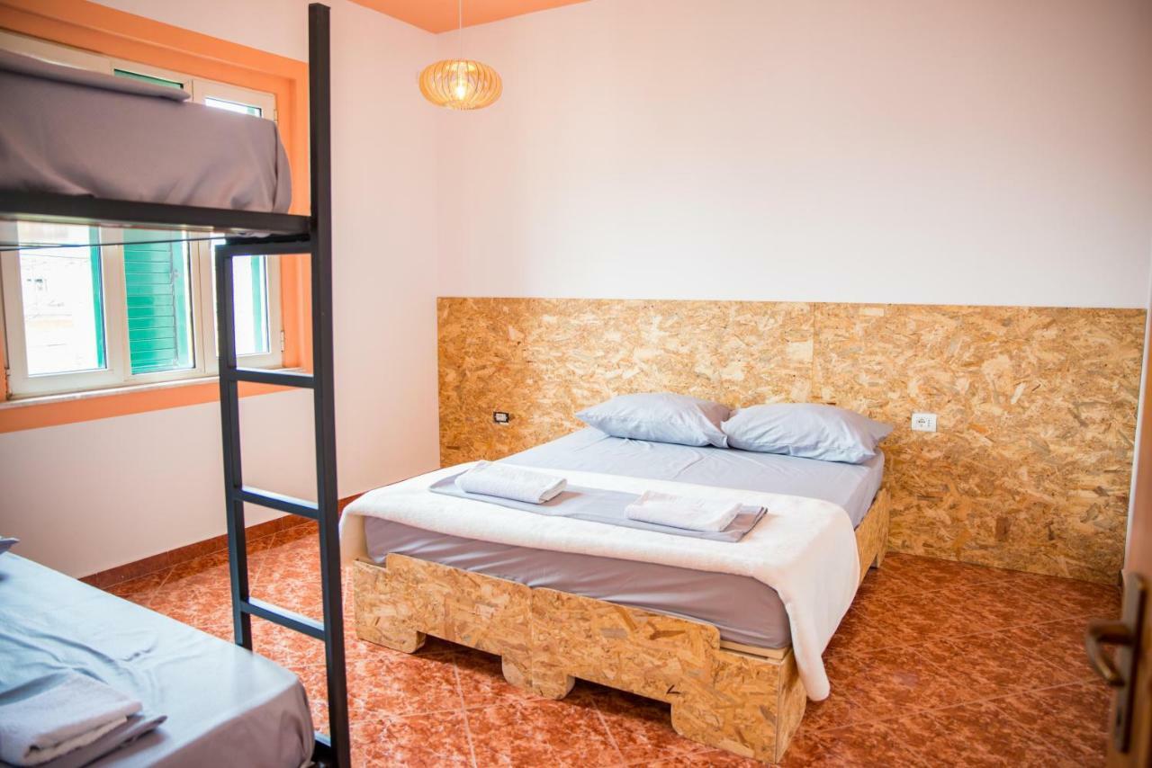 Our Way Guest House & Hostel Shkoder Bagian luar foto
